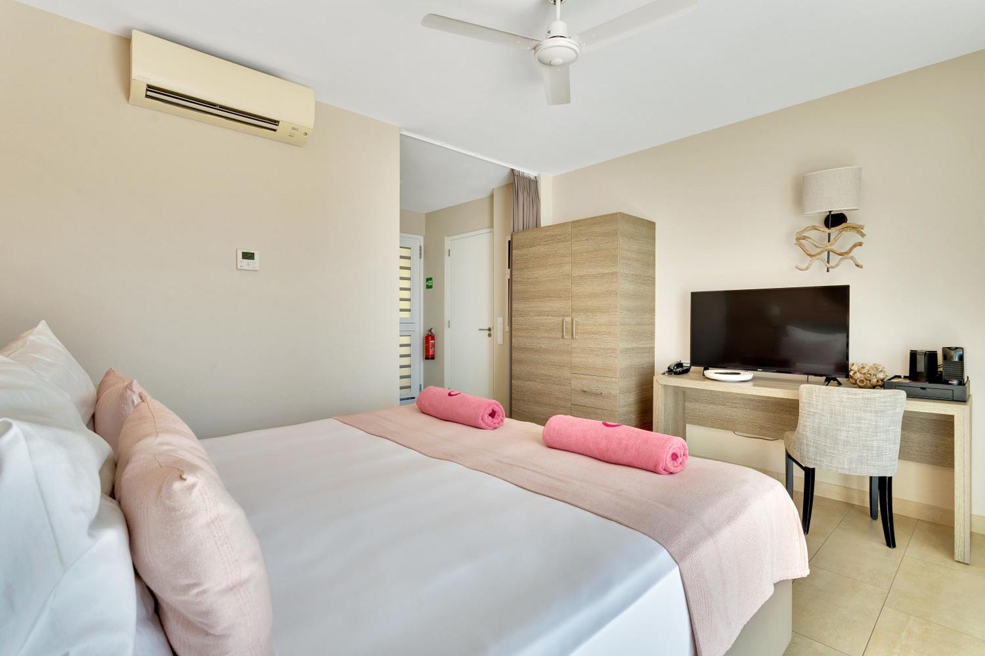 Delfins Beach Resort Bonaire, Tapestry Collection By Hilton Kralendijk  Ngoại thất bức ảnh